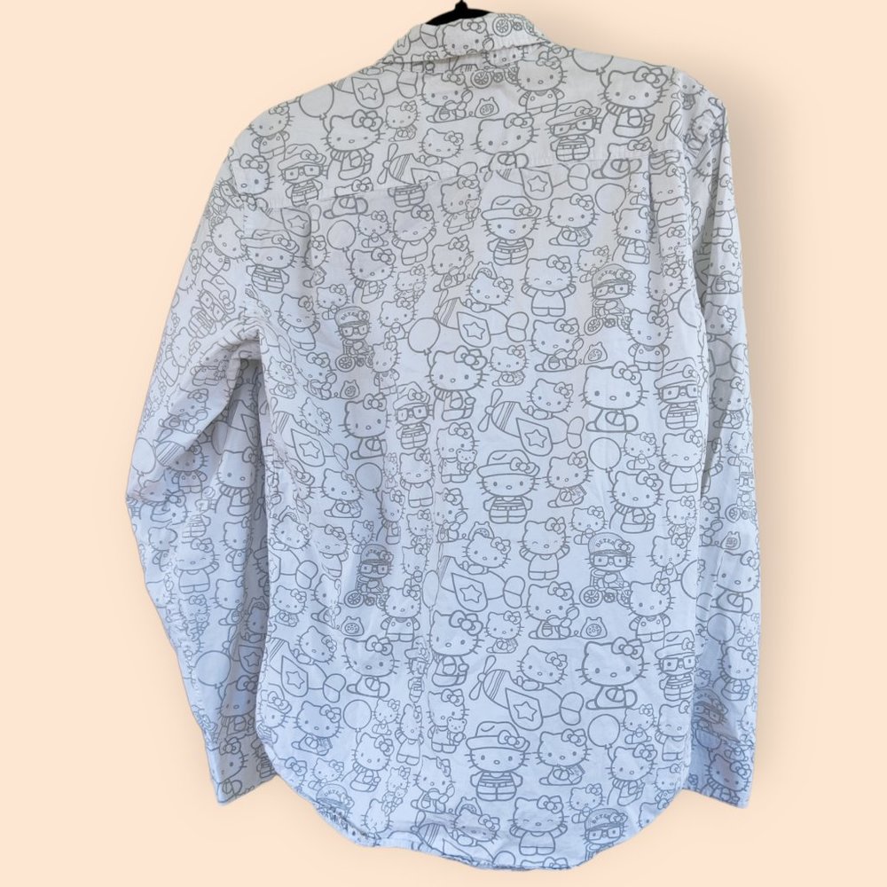 Deter XS Men's Hello Kitty White Gray Button Down Collared Shirt Kawaii Pastel - Picture 2 of 8